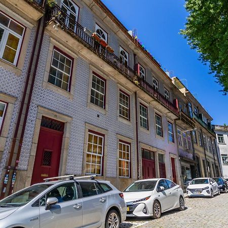 Cozy Downtown Apartment By Unique Hosts Porto Luaran gambar